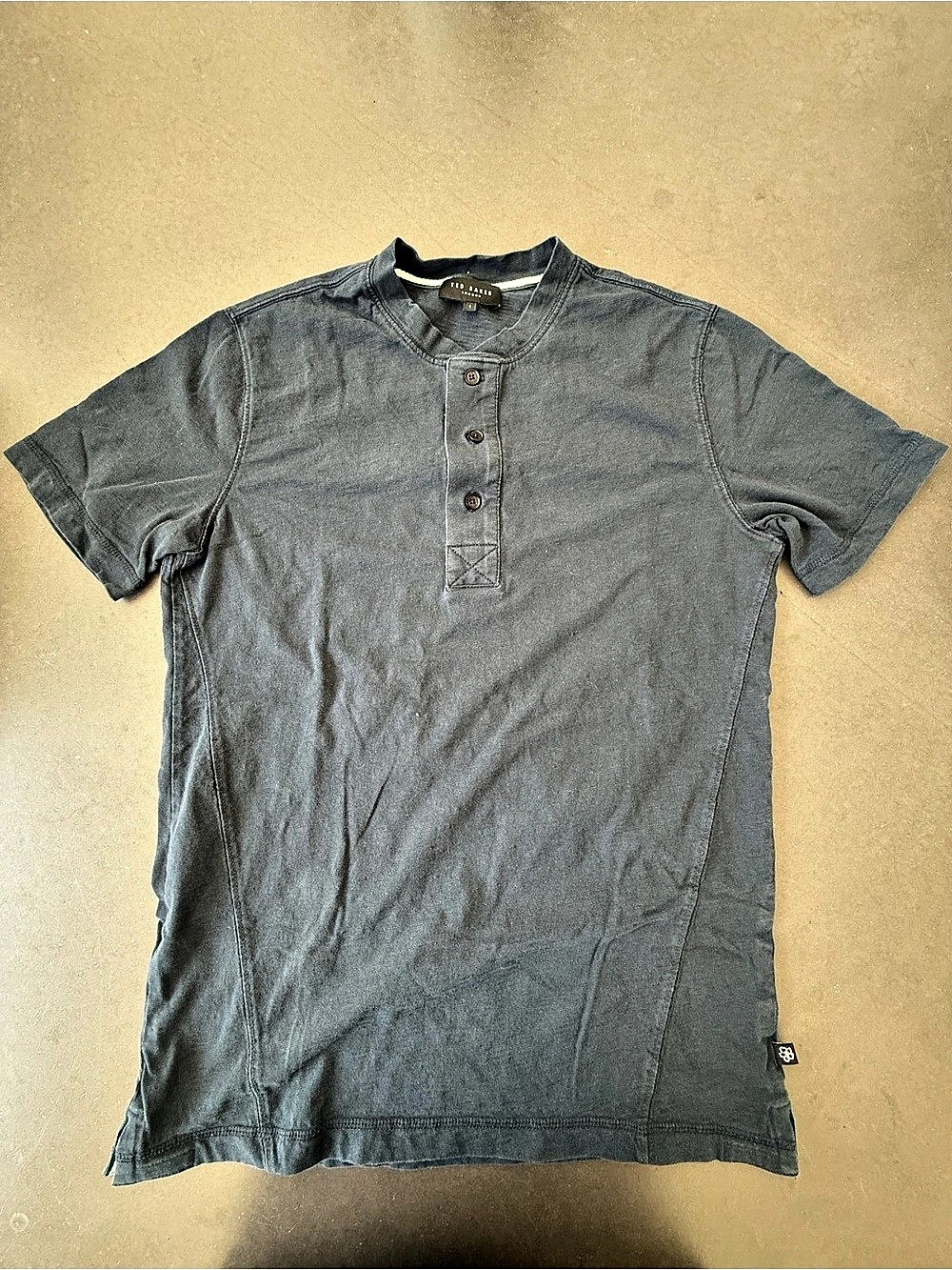Ted Baker Men’s Size 1 Blue Short Sleeve Henley